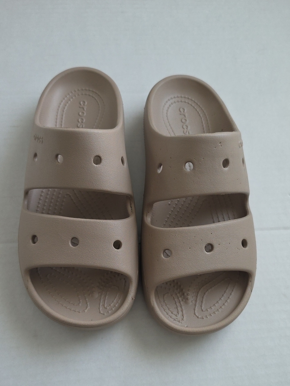 Crocs Classic 2.0 Sandals Neutral Taupe Women's Sz 10